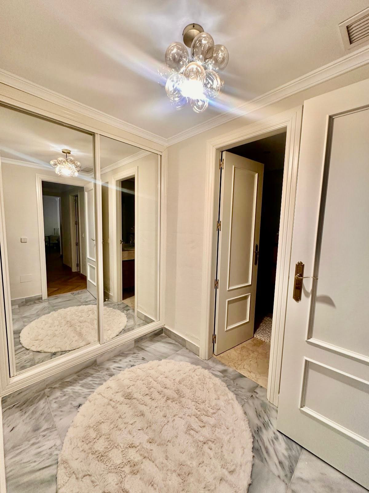 Grond te koop in Nueva Andalucía | 2 slaapkamers H5428399