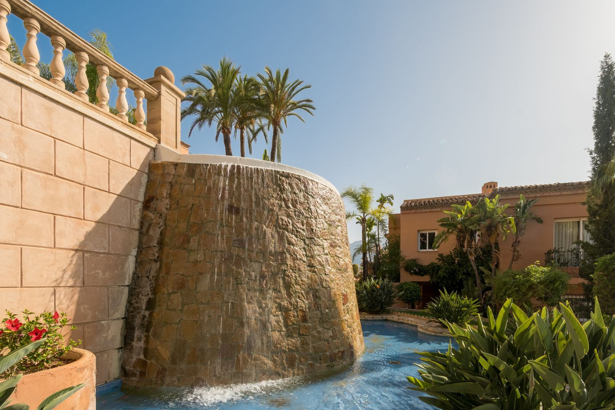 Grond te koop in Nueva Andalucía | 3 slaapkamers H5453452
