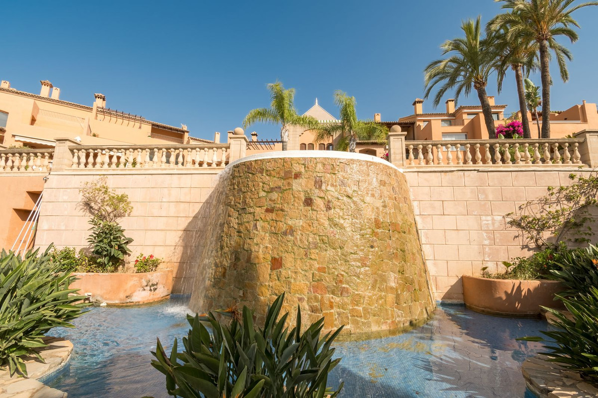 Grond te koop in Nueva Andalucía | 3 slaapkamers H5453452