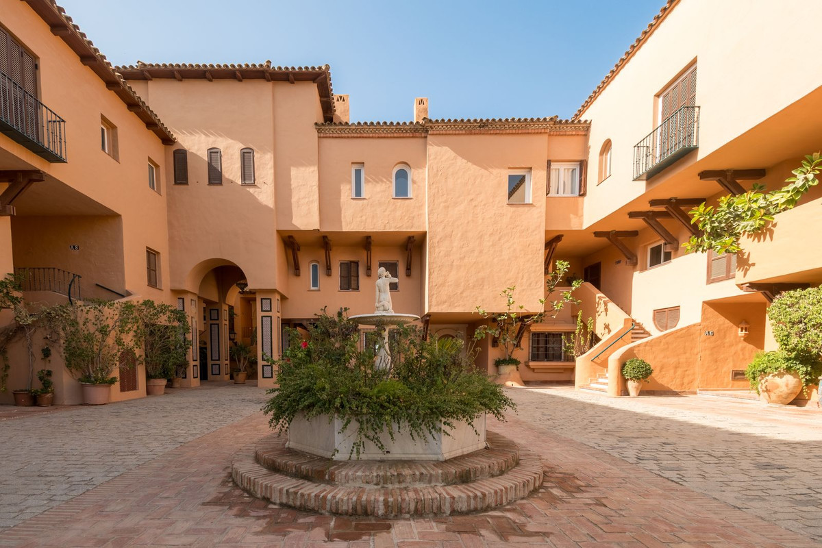Grond te koop in Nueva Andalucía | 3 slaapkamers H5453452