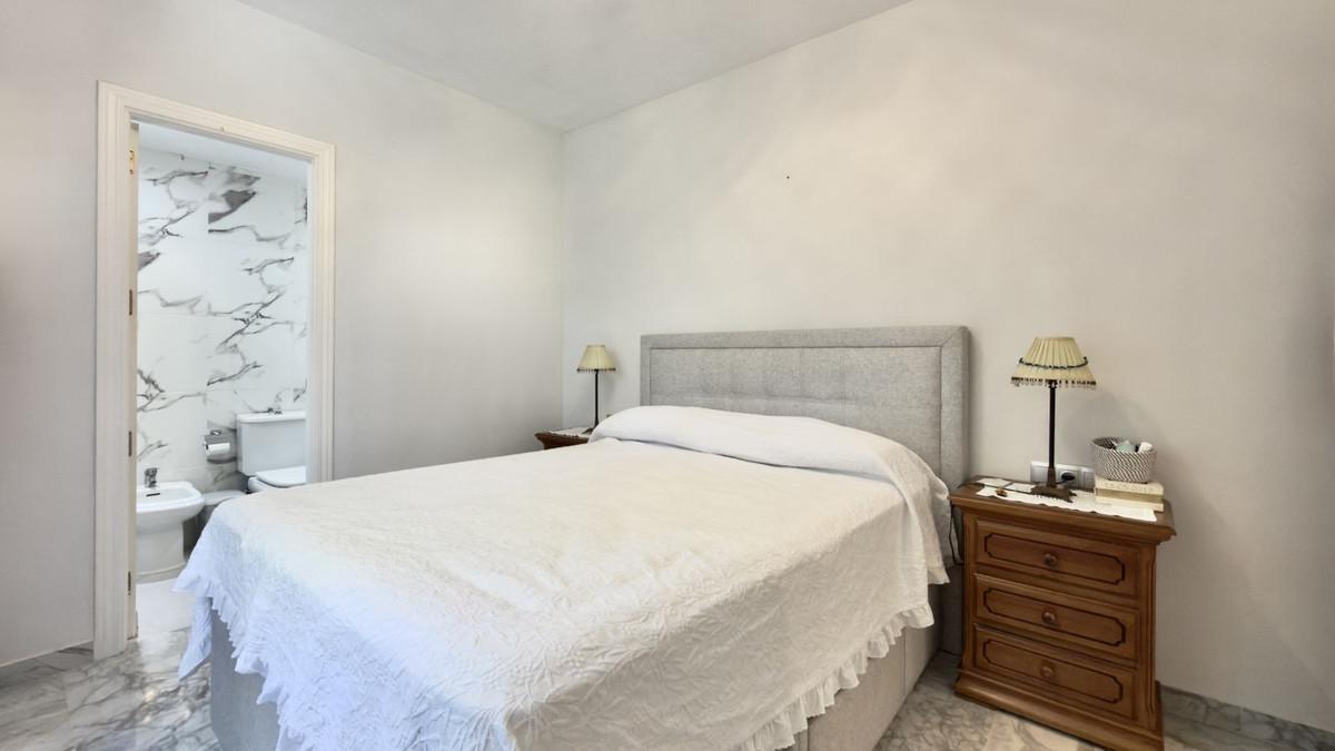 Grond te koop in Nueva Andalucía | 2 slaapkamers H5487502