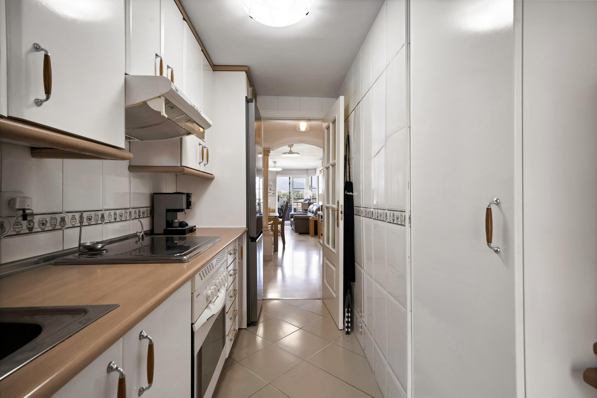 Appartement te koop in Nueva Andalucía | 2 slaapkamers H5525500