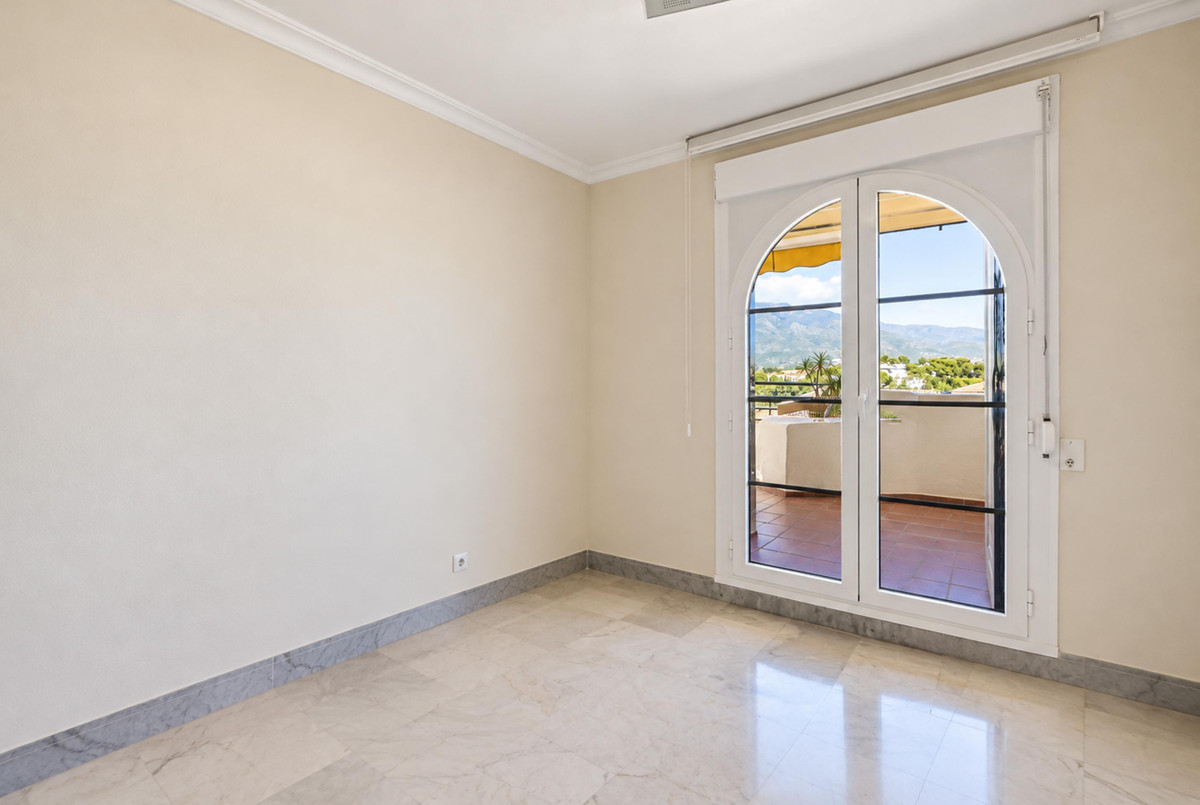 Appartement te koop in Nueva Andalucía | 2 slaapkamers H5525500
