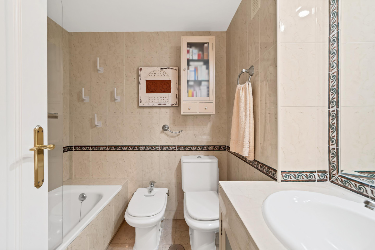 Appartement te koop in Nueva Andalucía | 2 slaapkamers H5525500