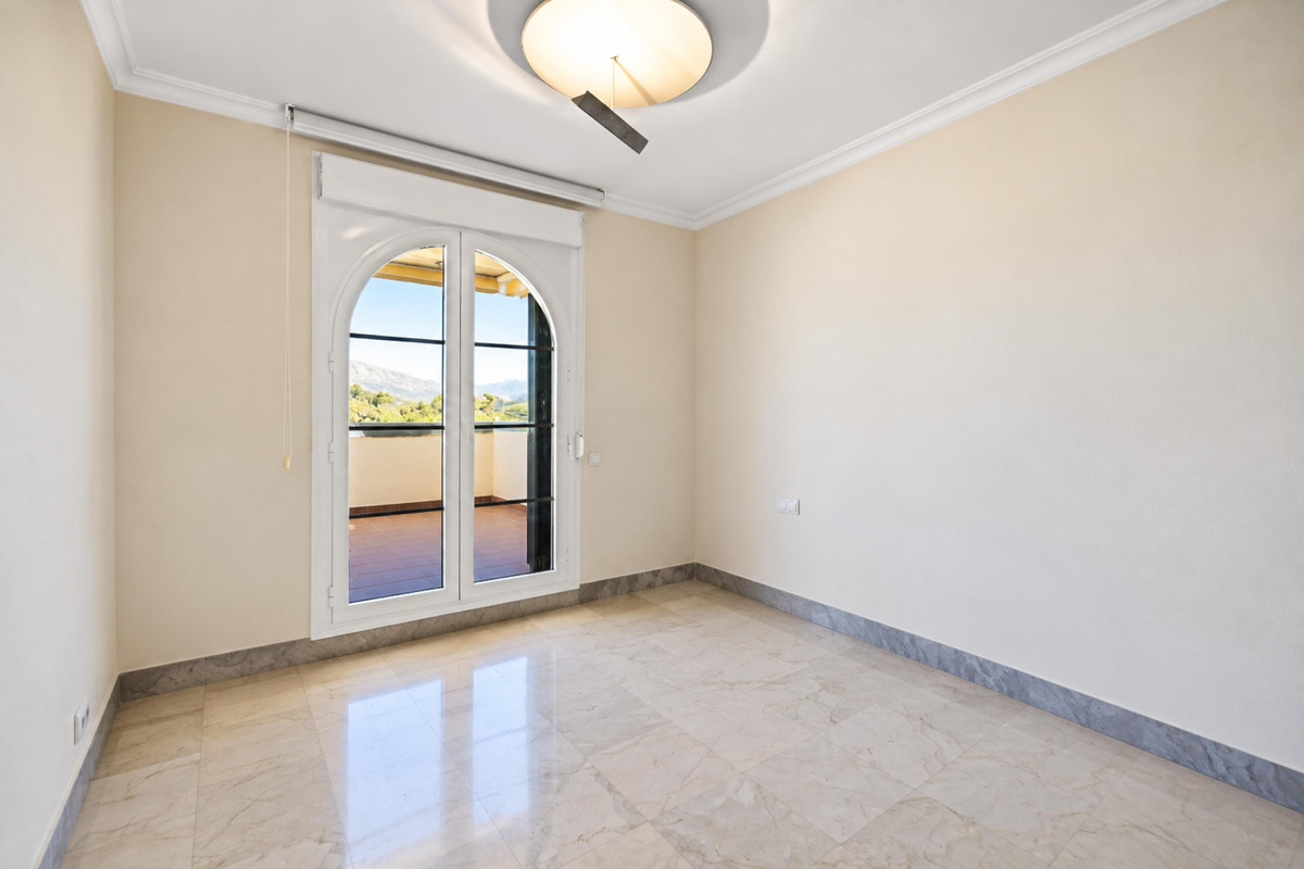 Appartement te koop in Nueva Andalucía | 2 slaapkamers H5525500
