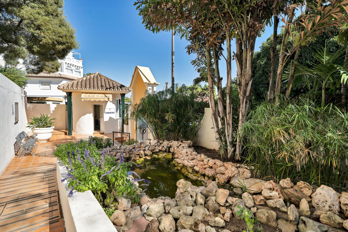 Appartement te koop in Nueva Andalucía | 2 slaapkamers H5525500