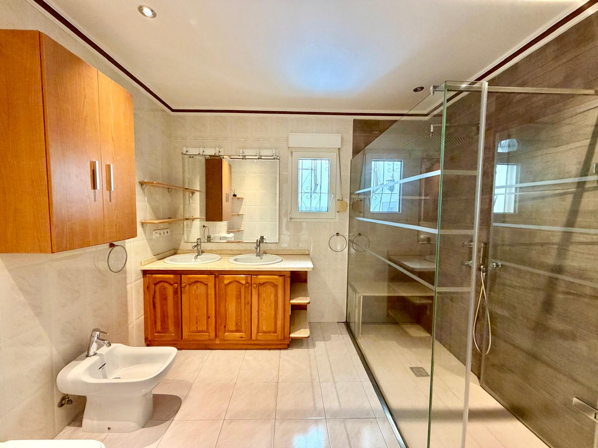 Huis te koop in Pedreguer | 8 slaapkamers H5298463