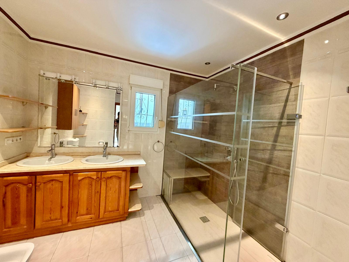 Huis te koop in Pedreguer | 8 slaapkamers H5298463