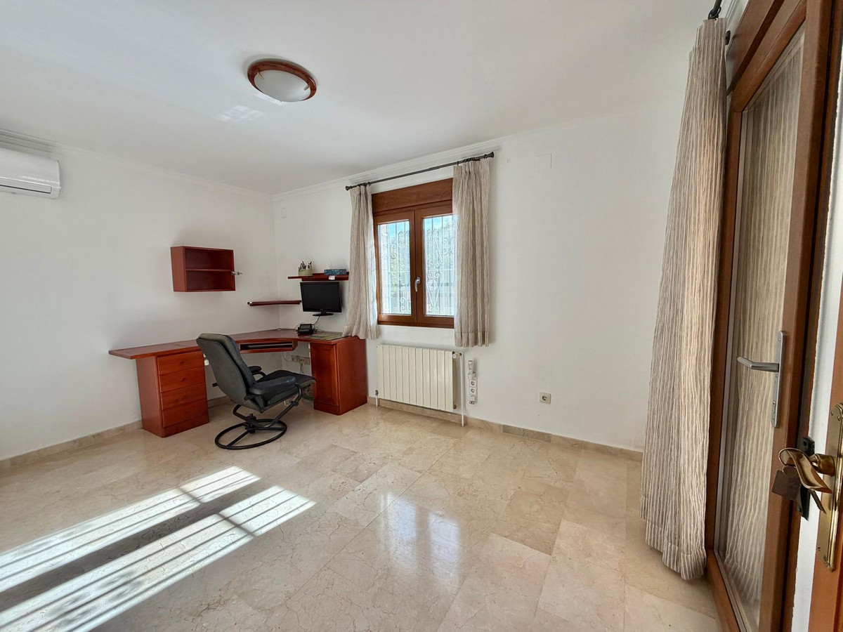 Huis te koop in Pedreguer | 8 slaapkamers H5298466