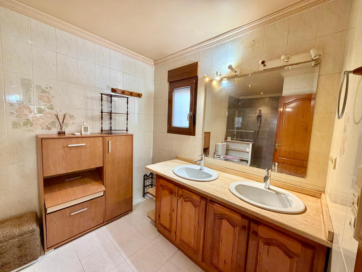 Huis te koop in Pedreguer | 8 slaapkamers H5298466