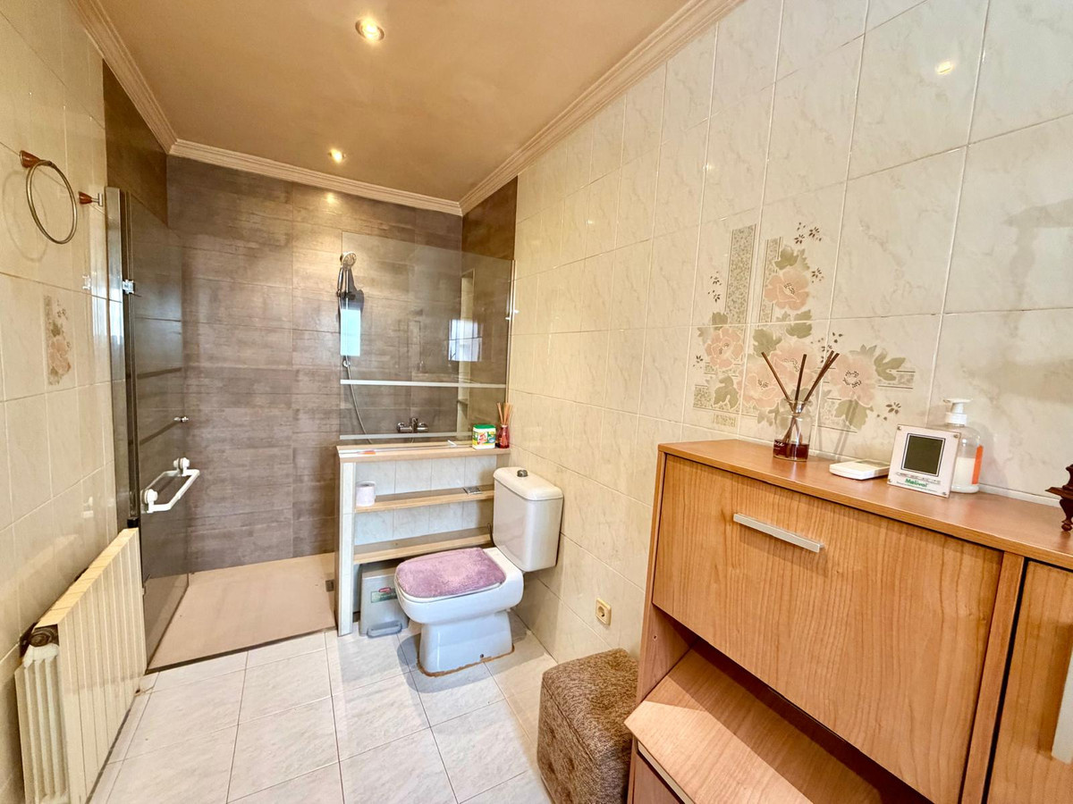 Huis te koop in Pedreguer | 8 slaapkamers H5298466