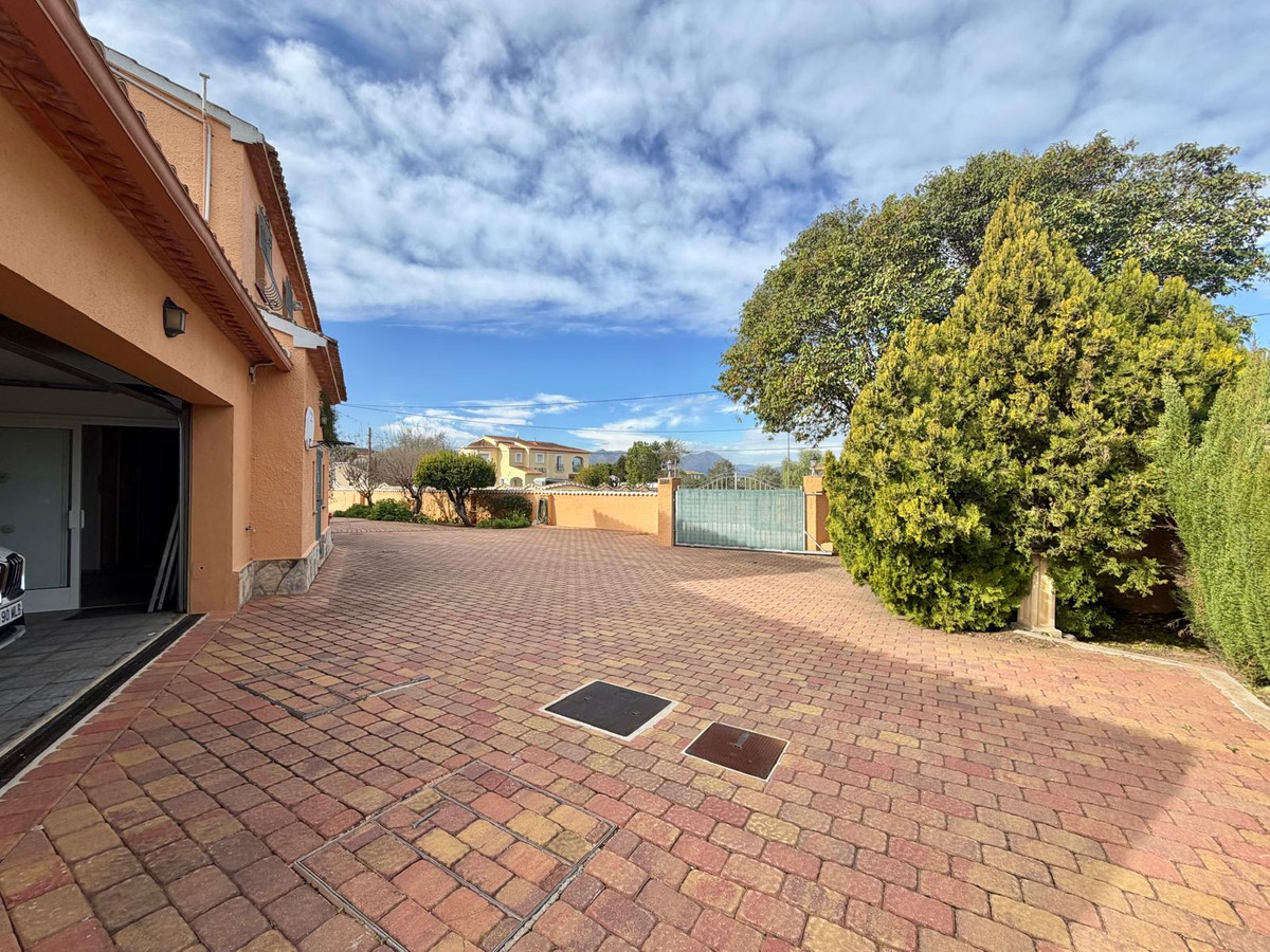 Huis te koop in Pedreguer | 8 slaapkamers H5298466