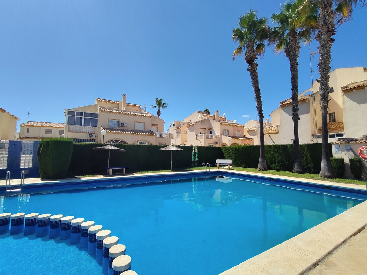 Grond te koop in Playa Flamenca | 2 slaapkamers H5486767