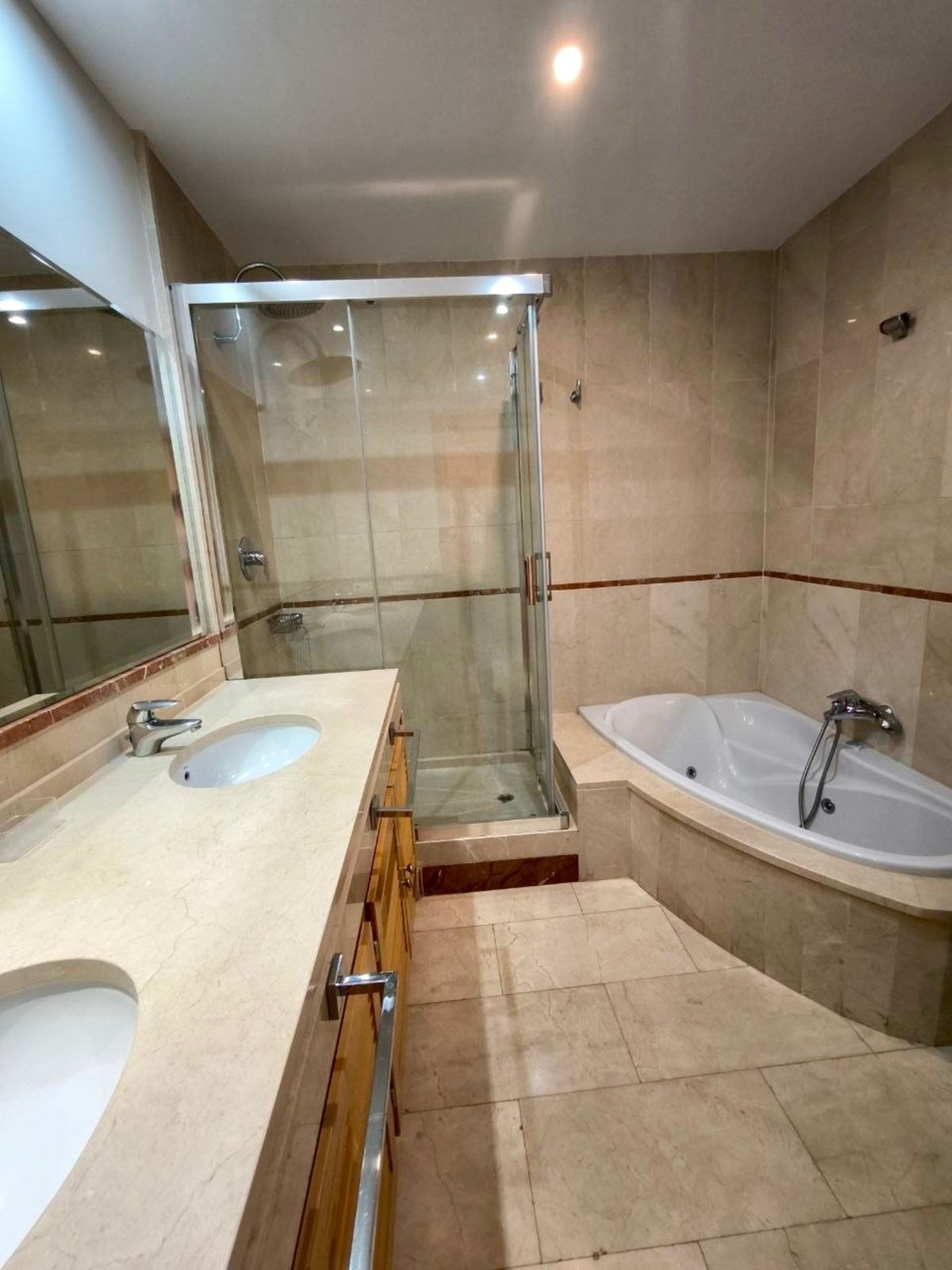 Property main view 18