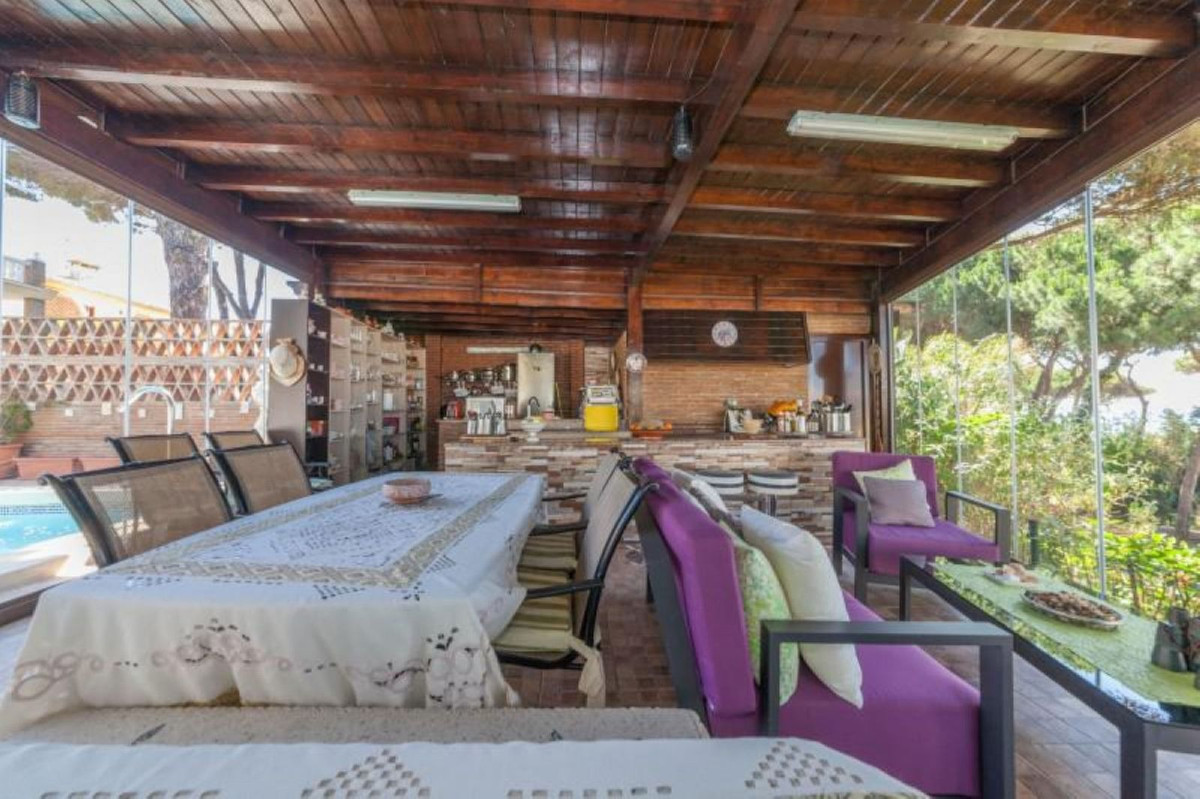 Huis te koop in Puerto de Cabopino | 4 slaapkamers H5128981