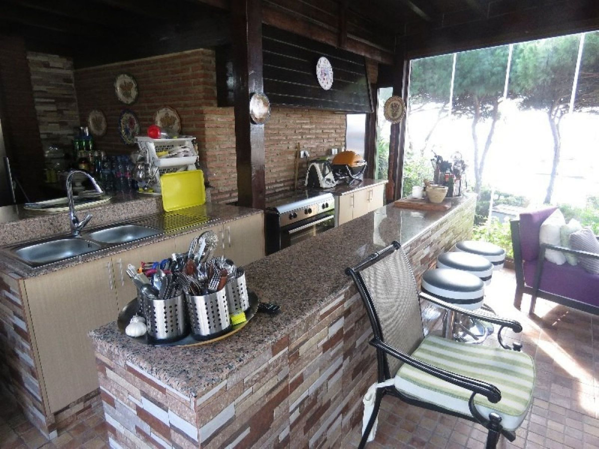 Huis te koop in Puerto de Cabopino | 4 slaapkamers H5128981