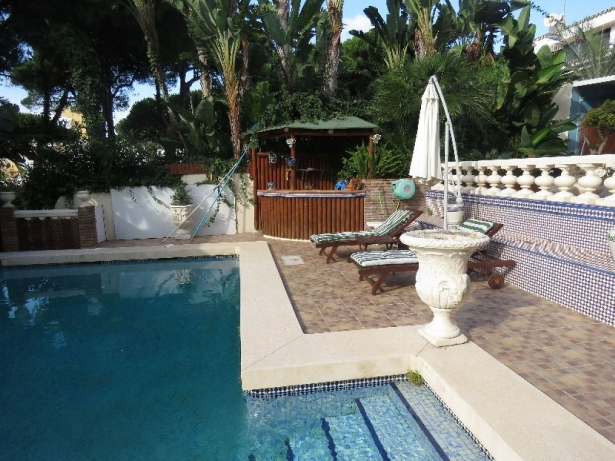 Huis te koop in Puerto de Cabopino | 4 slaapkamers H5128981