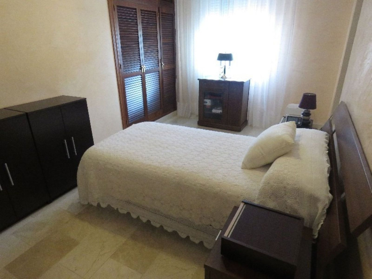 Huis te koop in Puerto de Cabopino | 4 slaapkamers H5128981