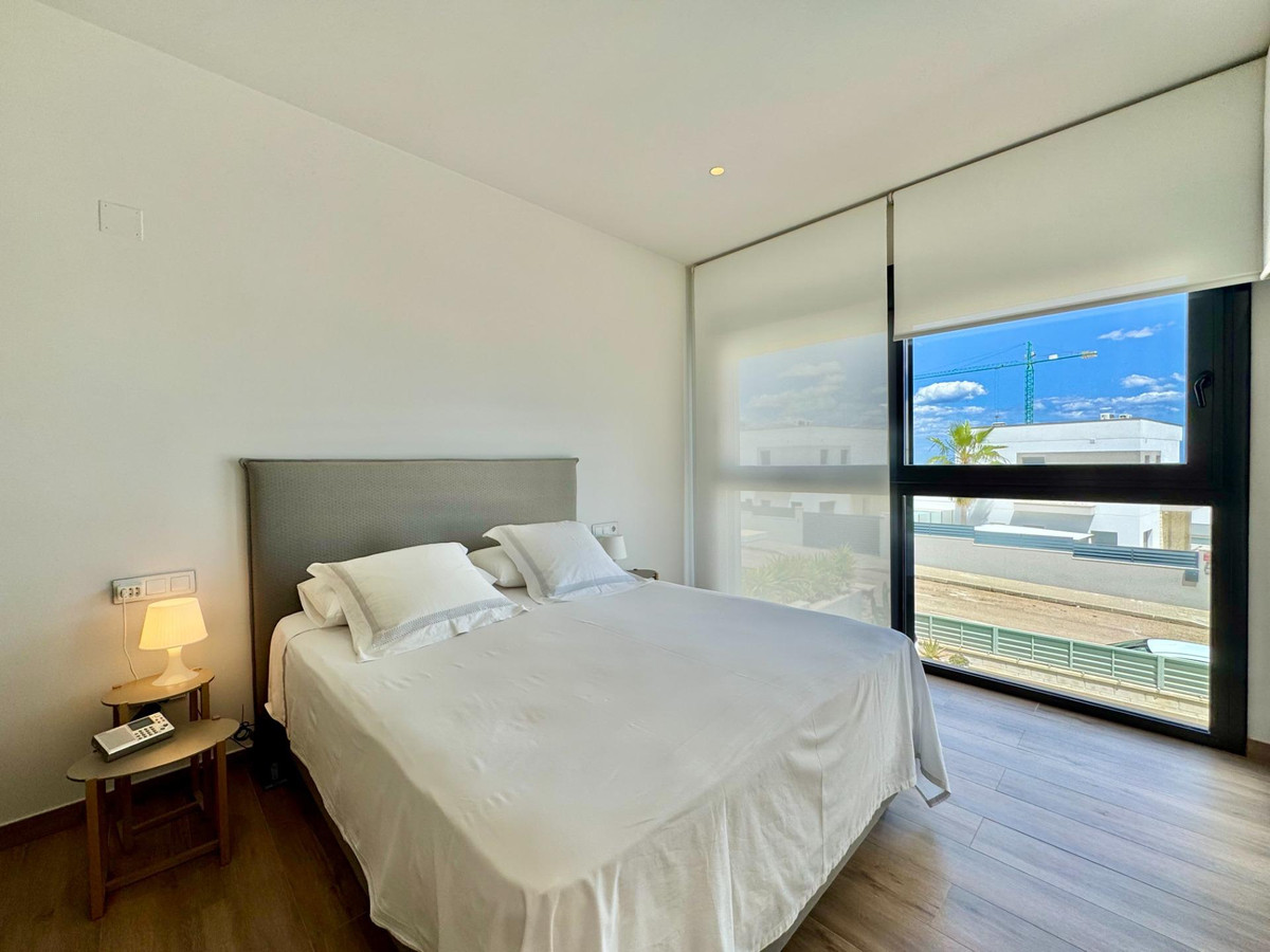 Percelen te koop in San Miguel de Salinas | 4 slaapkamers H5394751