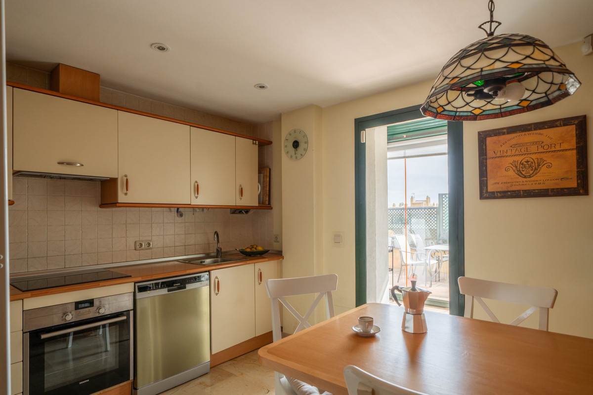 Huis te koop in San Pedro de Alcántara | 4 slaapkamers H5134267
