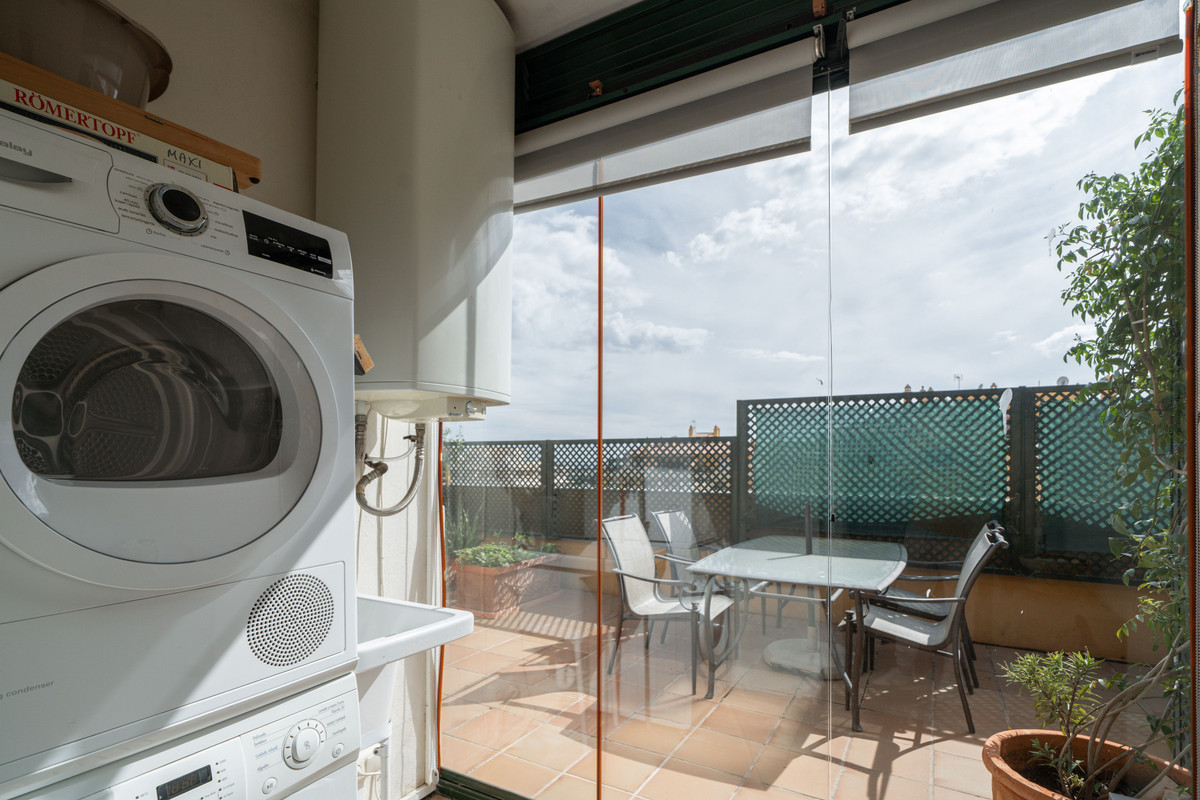 Huis te koop in San Pedro de Alcántara | 4 slaapkamers H5134267
