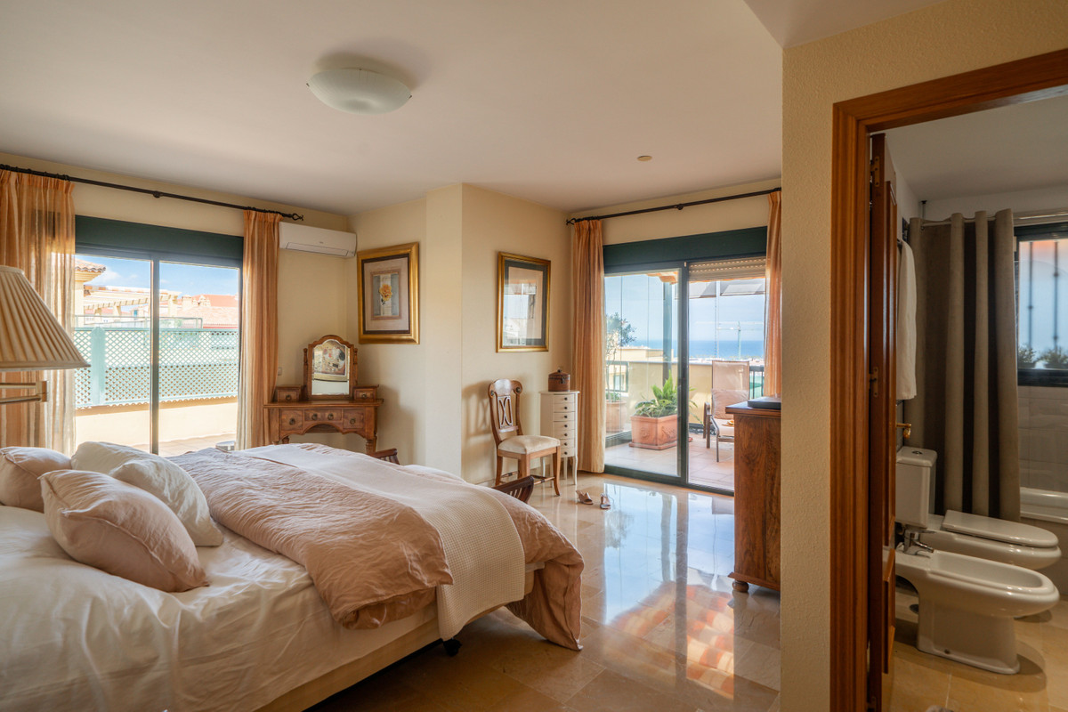Huis te koop in San Pedro de Alcántara | 4 slaapkamers H5134267