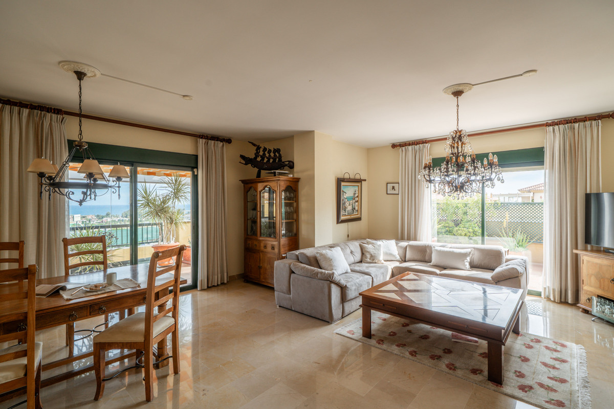 Huis te koop in San Pedro de Alcántara | 4 slaapkamers H5134267