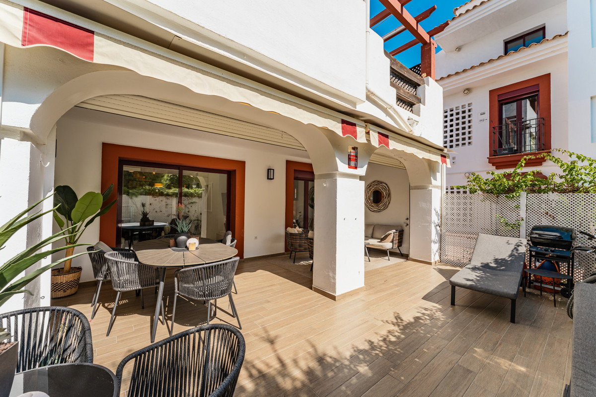 Appartement te koop in San Pedro de Alcántara | 4 slaapkamers H5318422