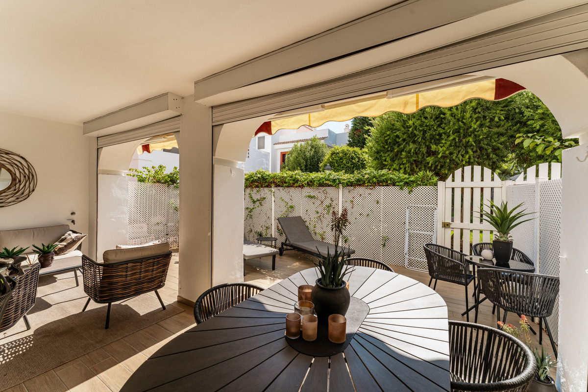Appartement te koop in San Pedro de Alcántara | 4 slaapkamers H5318422