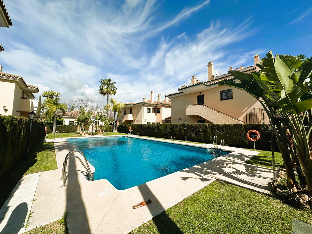 Appartement te koop in San Pedro de Alcántara | 2 slaapkamers H5330089