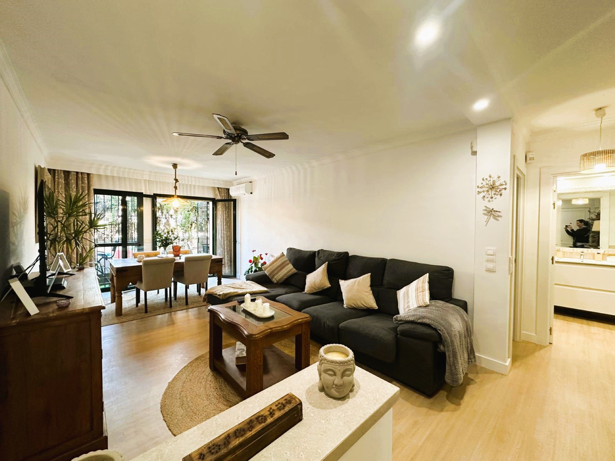 Appartement te koop in San Pedro de Alcántara | 2 slaapkamers H5330089