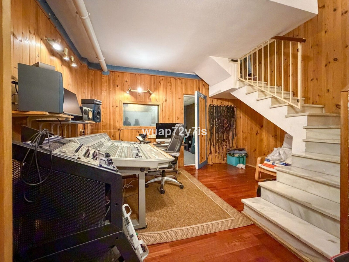 Percelen te koop in San Pedro de Alcántara | 4 slaapkamers H5373046