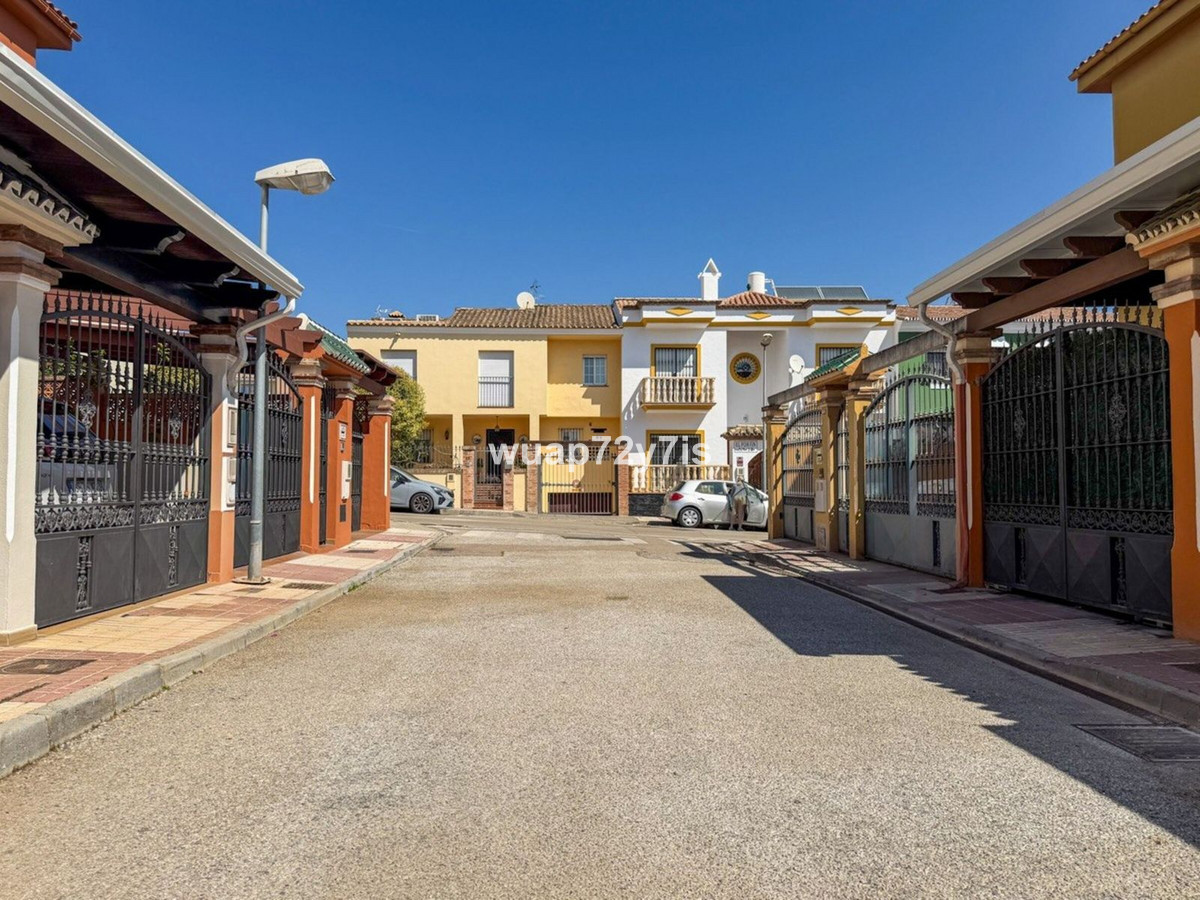 Percelen te koop in San Pedro de Alcántara | 4 slaapkamers H5373046