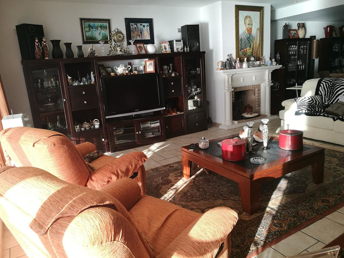 Huis te koop in Santa Pola | 4 slaapkamers H5309413