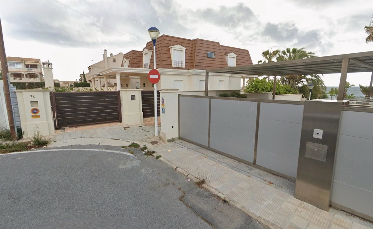 Huis te koop in Santa Pola | 4 slaapkamers H5309413