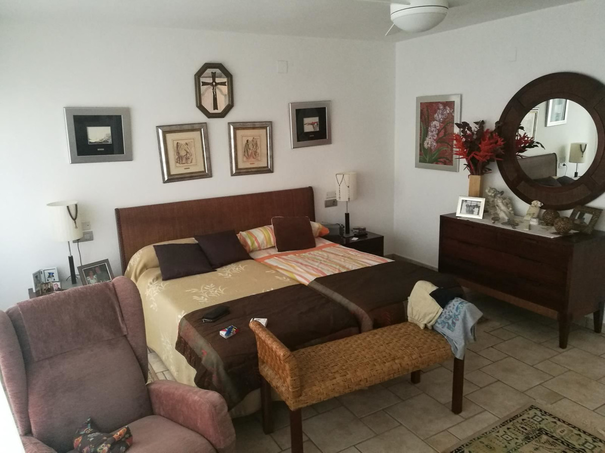 Huis te koop in Santa Pola | 4 slaapkamers H5309413