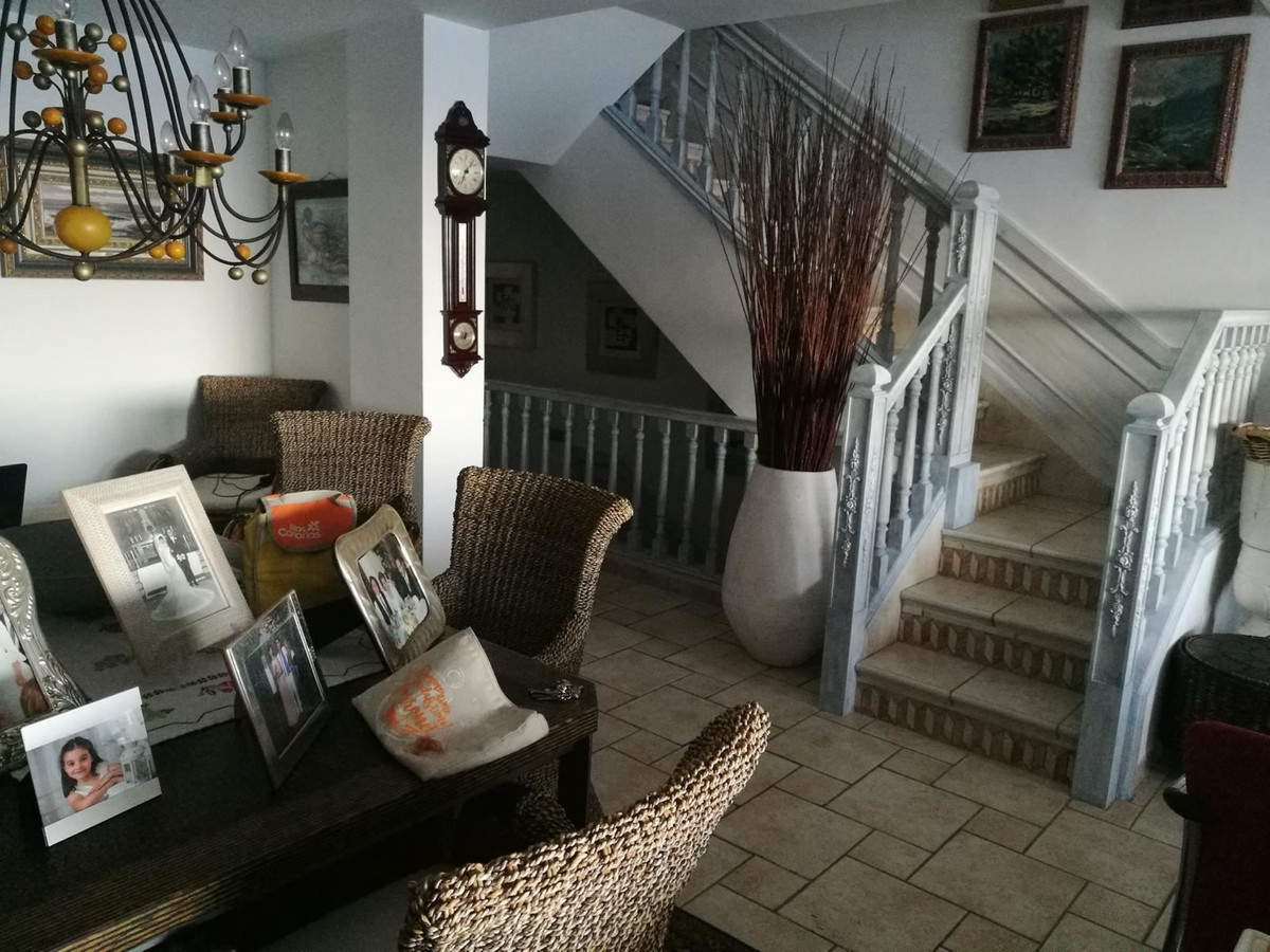 Huis te koop in Santa Pola | 4 slaapkamers H5309413