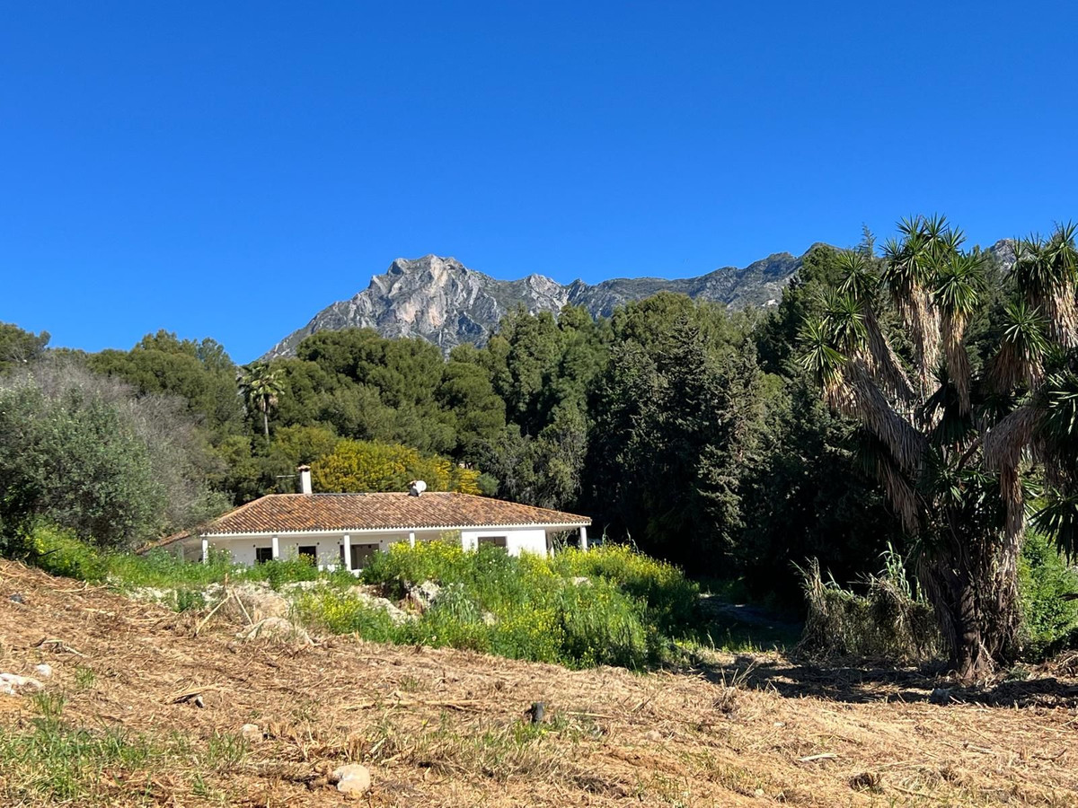 Residentiele Percelen in Sierra Blanca-11