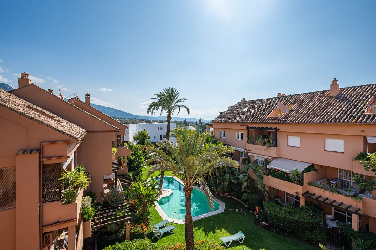 Percelen te koop in The Golden Mile | 2 slaapkamers H4969039