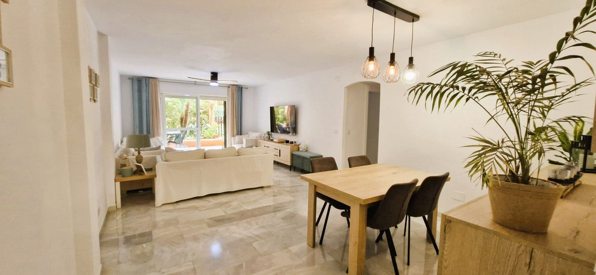 Percelen te koop in The Golden Mile | 2 slaapkamers H4969039