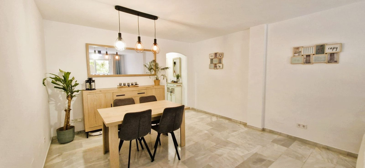 Percelen te koop in The Golden Mile | 2 slaapkamers H4969039