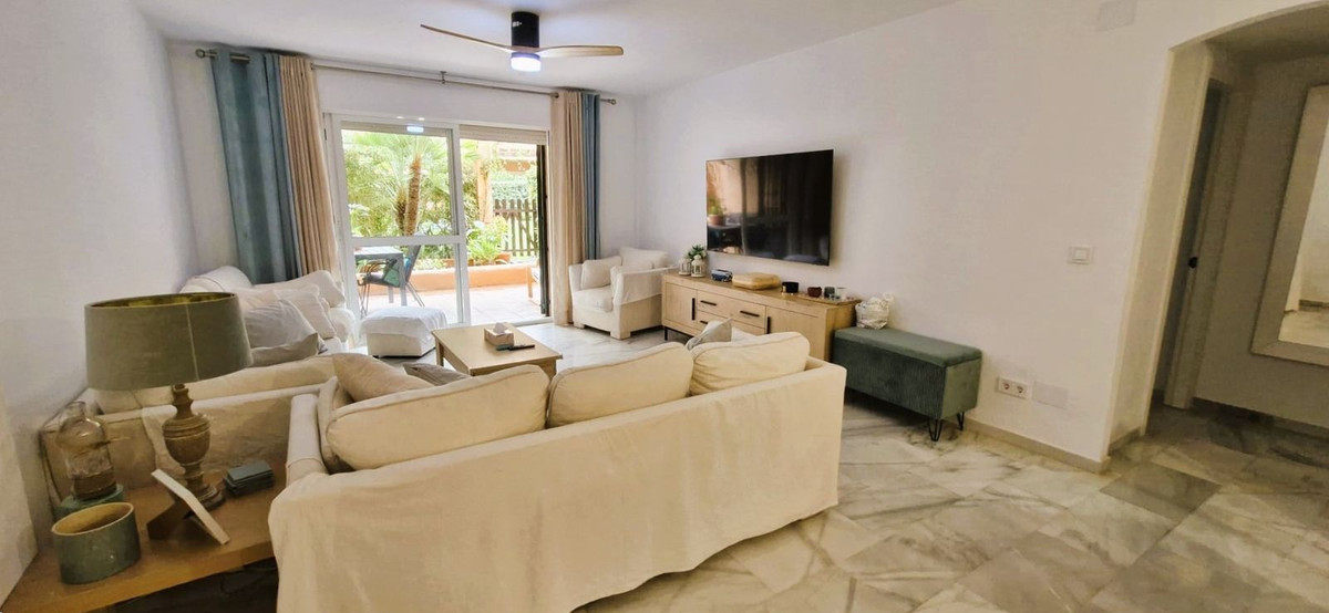 Percelen te koop in The Golden Mile | 2 slaapkamers H4969039