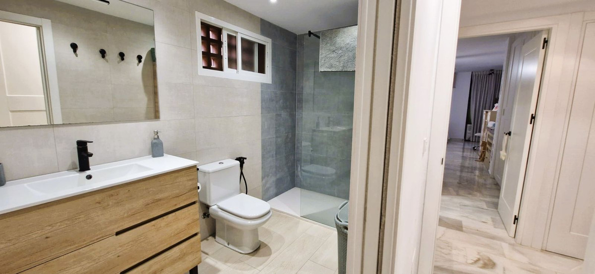 Percelen te koop in The Golden Mile | 2 slaapkamers H4969039