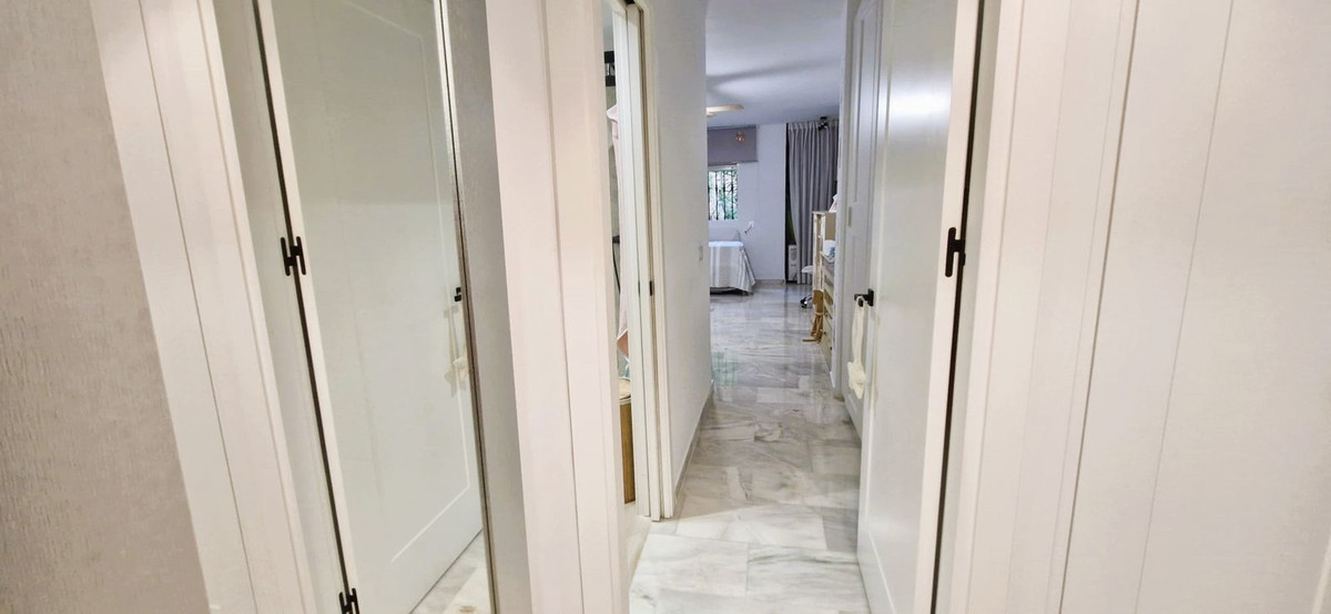 Percelen te koop in The Golden Mile | 2 slaapkamers H4969039
