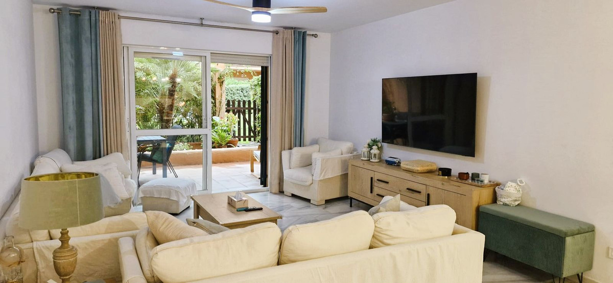 Percelen te koop in The Golden Mile | 2 slaapkamers H4969039