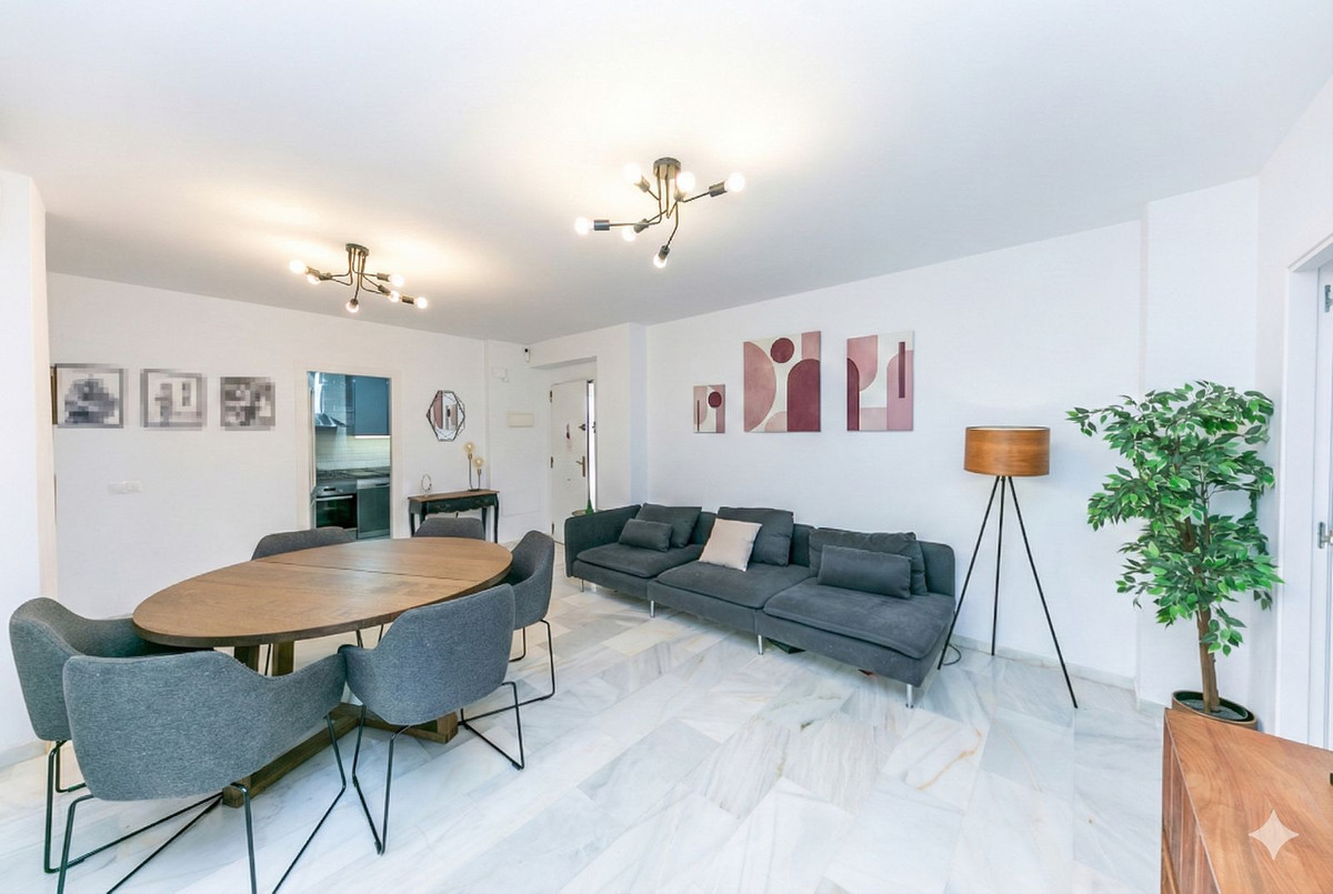 Appartement te koop in Torrequebrada | 3 slaapkamers H5294758