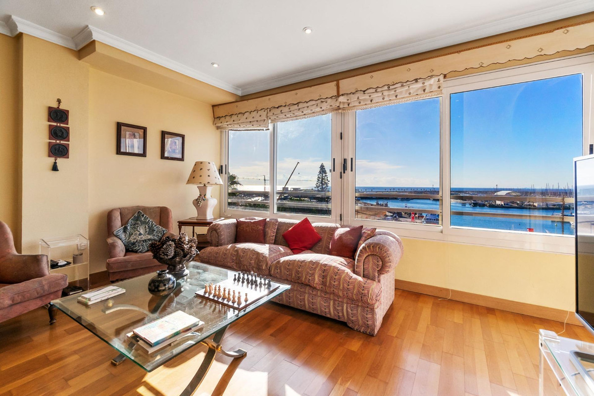 Grond te koop in Torrevieja | 4 slaapkamers H5400346