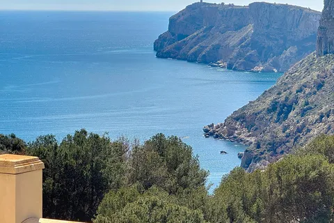 Property main view 48