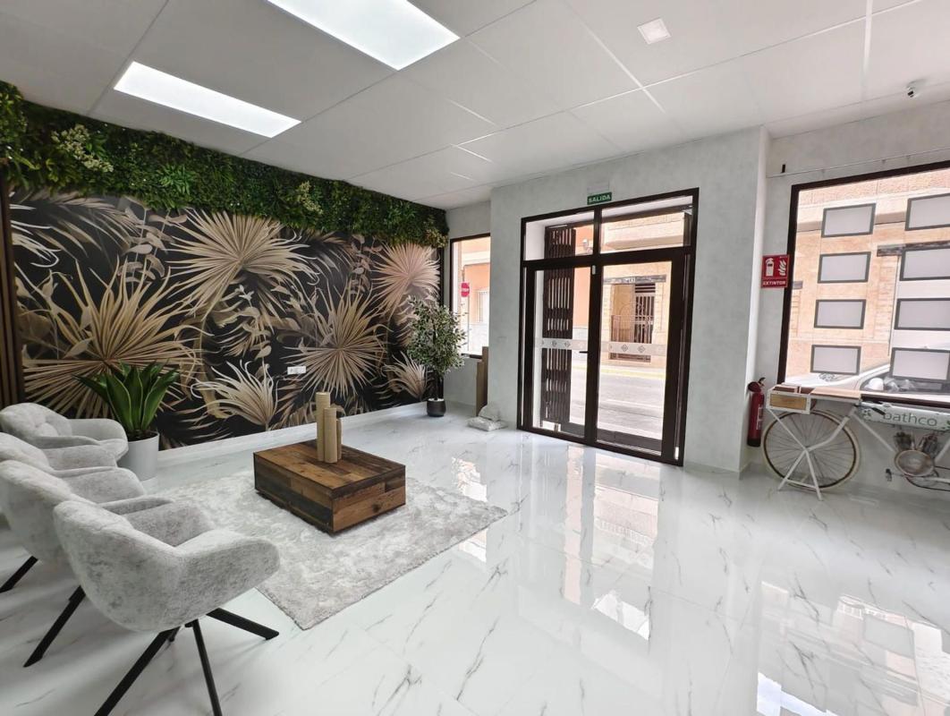 shop te koop in Los Montesinos | 0 slaapkamers H544878