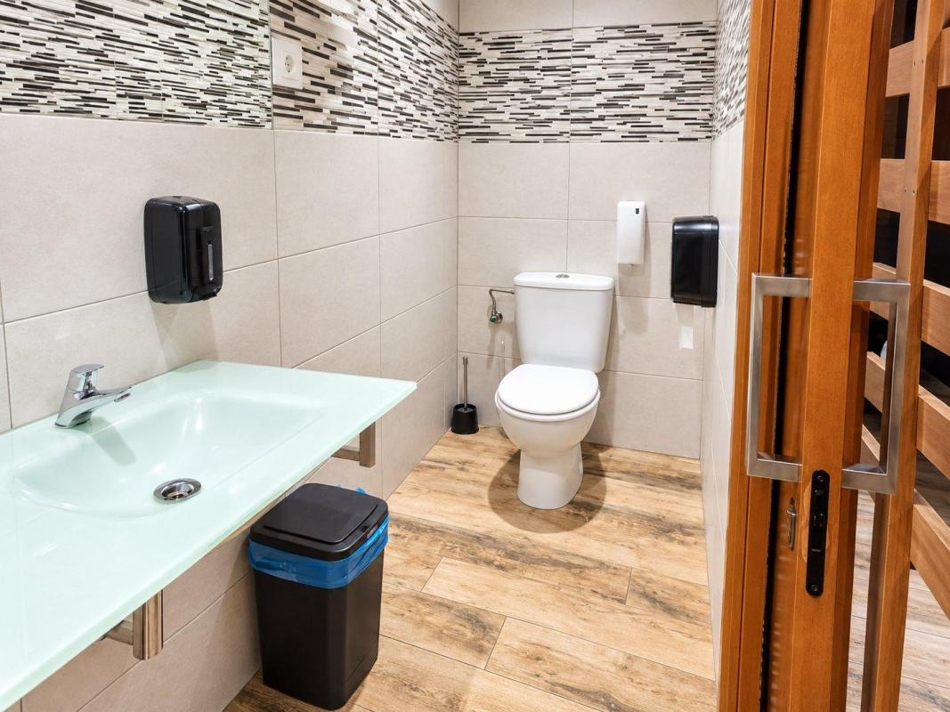 shop te koop in Orihuela | 10 slaapkamers H642618